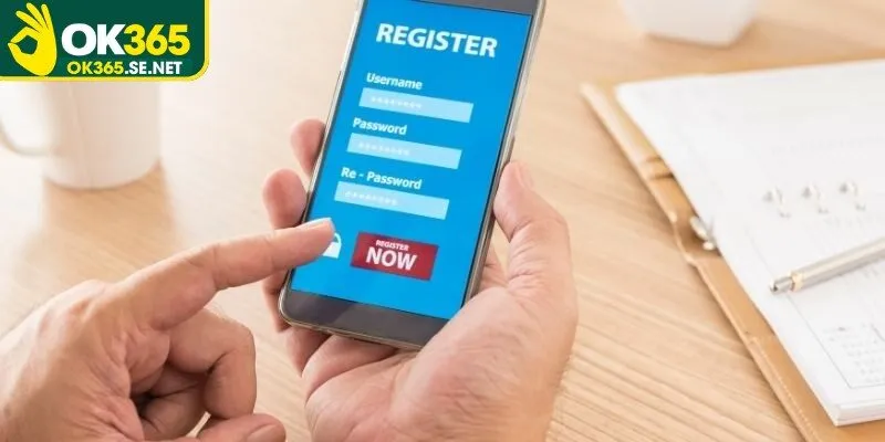 Người dùng truy cập trang chủ để bắt đầu tạo tài khoản mới